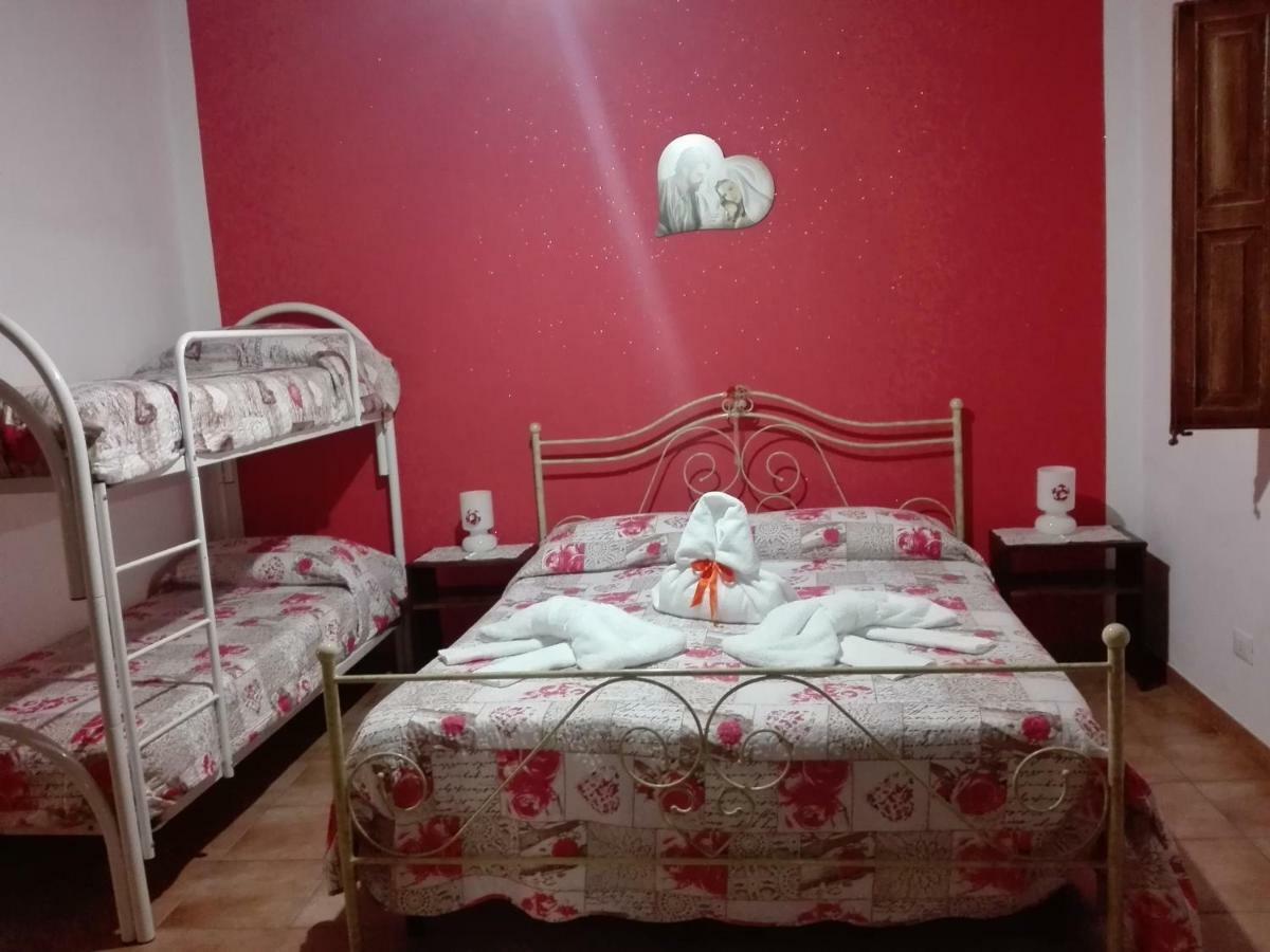 Le Case Di Zia Palma Custonaci Bagian luar foto